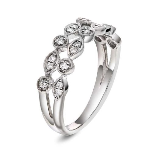 Ring i gull med diamanter 0,18 ct