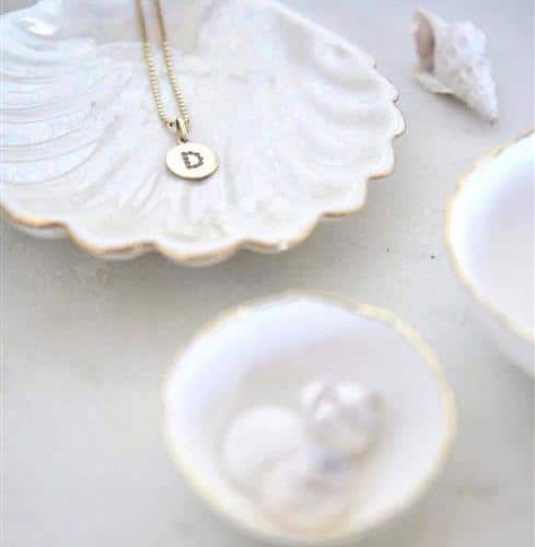 GD Classic - 
Bokstav gulltags - D - leveres uten kjede