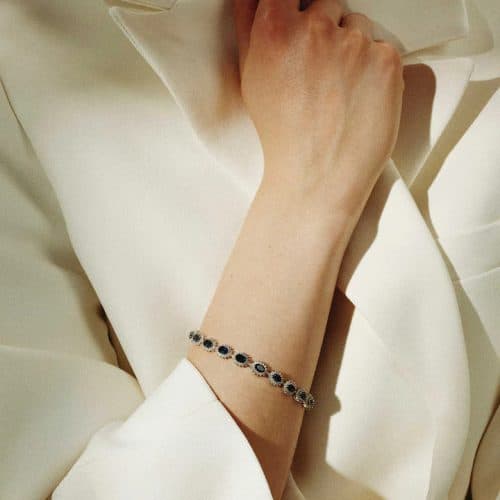 Alternative view of Armbånd i gull med diamant 2,5 ct WSI, hvittgull, hvitt gull, safir,