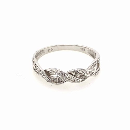 Hvitt gull ring med diamanter