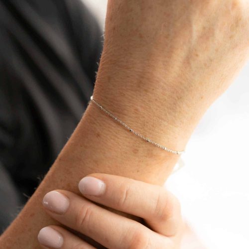 Alternative view of Armbånd i sølv med kuber 19 cm