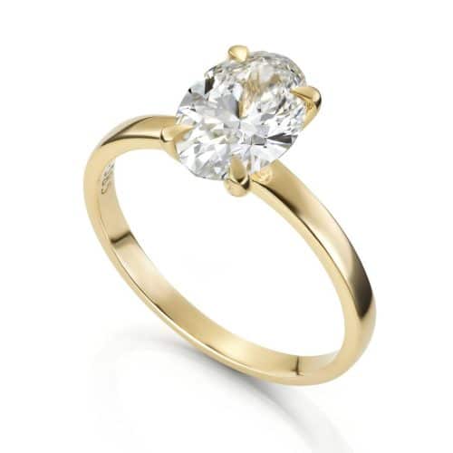 Ring Olivia Oval i gult gull med 0,50ct TWSI diamant