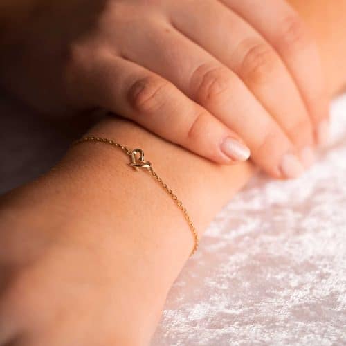 Alternative view of Hjertestrek armbånd og øredobber i sølv