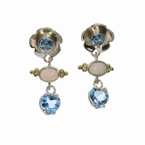 Rikke Harsheim - Ørepynt i sølv - Blomst opal - Swiss Blue Topaz