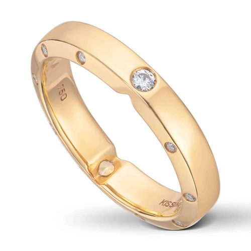 Gult gull ring med 18 diamanter