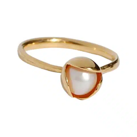 Ulrikke Vogt - Medium Bud Floret ring Pearl