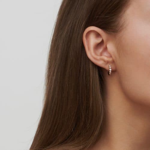 Alternative view of Julie Sandlau Pristine Medium Hoop GH/VS brilliant cut diamonds